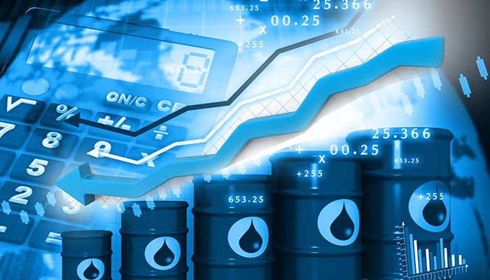 Tactical Crude Oil Spread Trading Hedging UK Energy Exposure